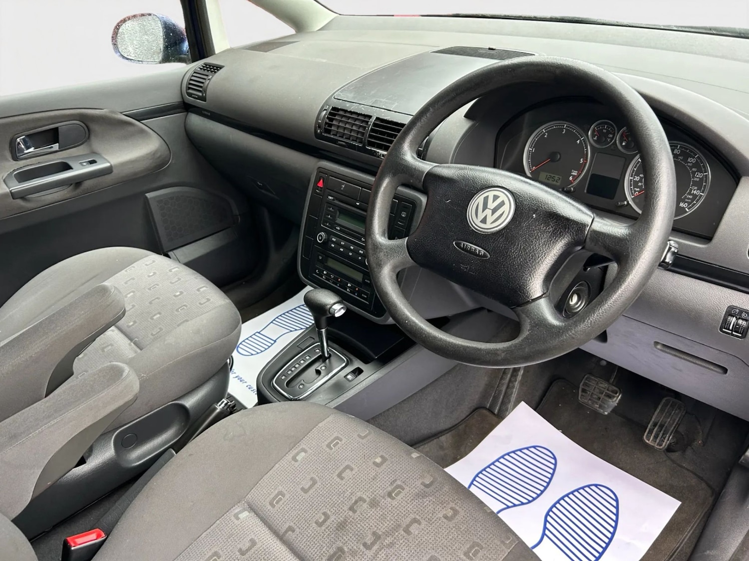 Used Volkswagen Sharan 2009 for sale - 76908292: Photo 6