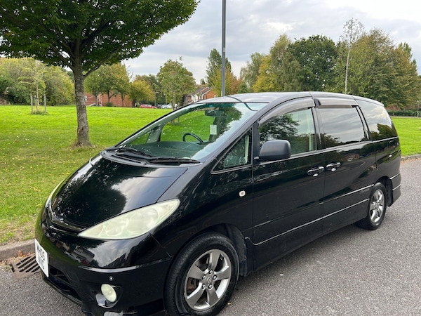 Used Toyota Estima 2017 for sale - 76268632: Photo 2