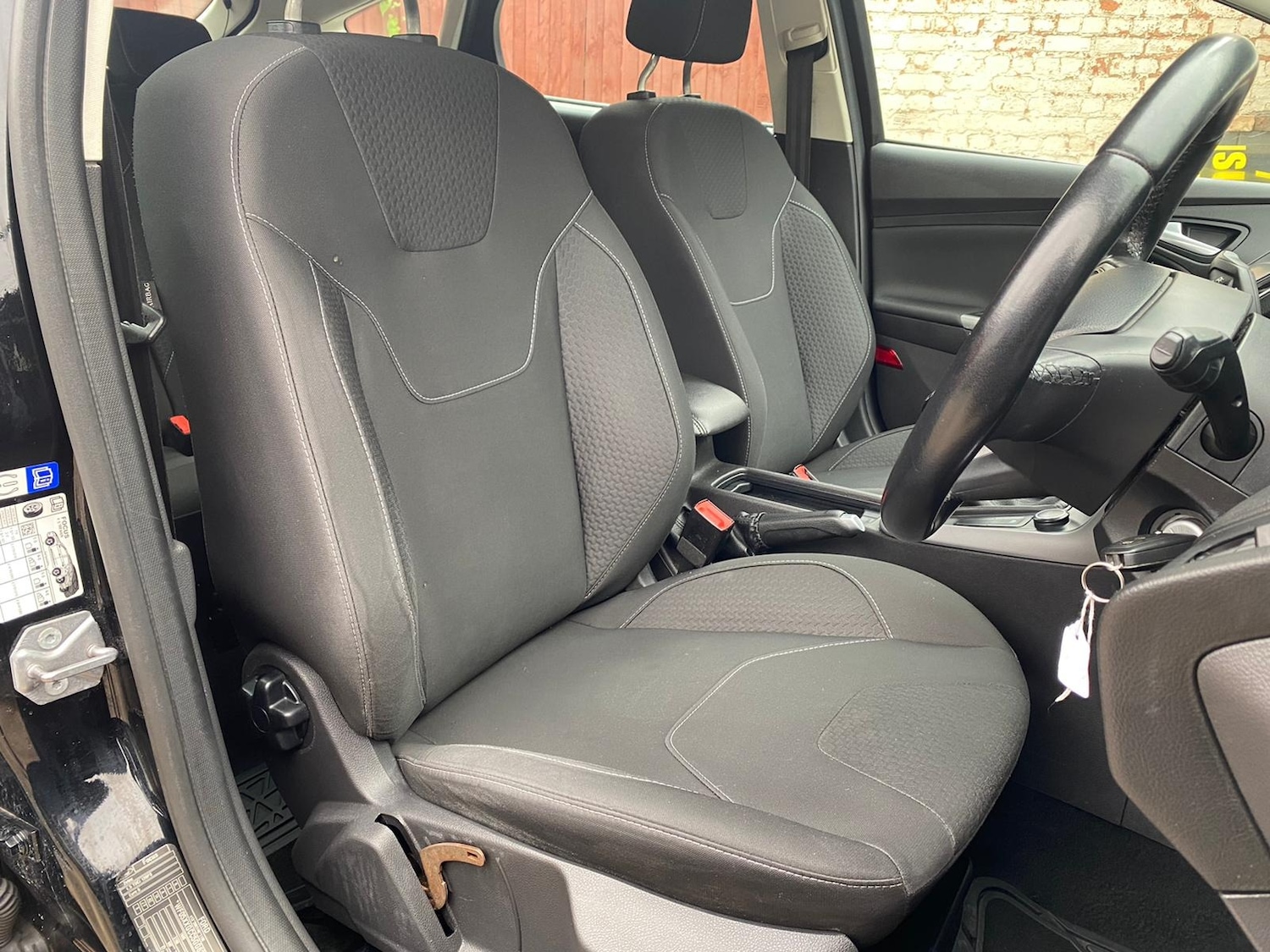 Used Ford Focus 2016 for sale - 76220522: Photo 6