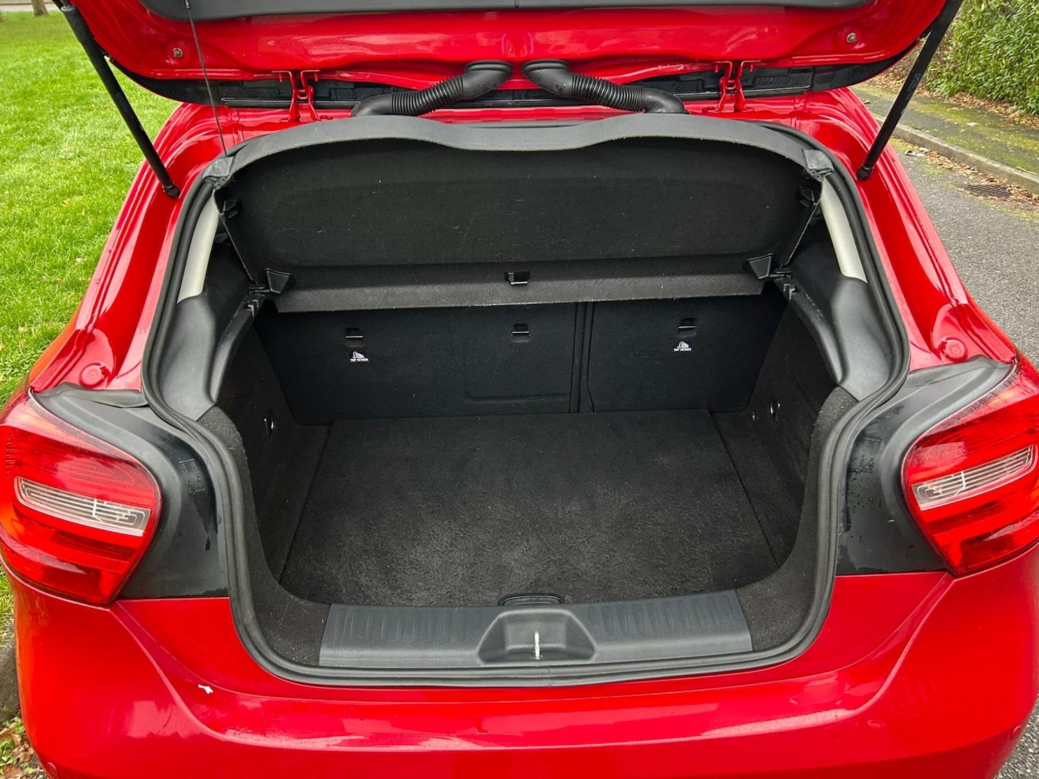 Used Mercedes-Benz A-Class 2012 for sale - 77057030: Photo 9