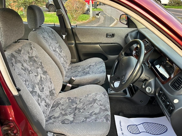 Used Daihatsu Sirion 2000 for sale - 76211072: Photo 5