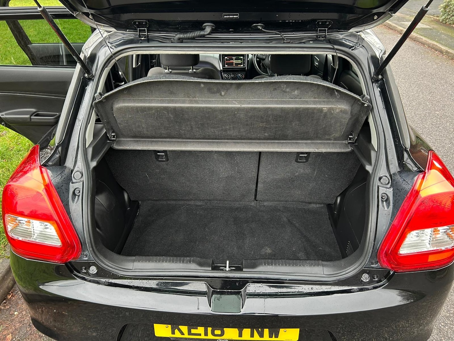 Used Suzuki Swift 2018 for sale - 77319288: Photo 13