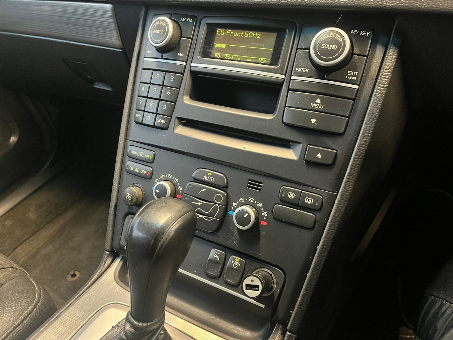 Used Volvo XC90 2008 for sale - 77409683: Photo 9