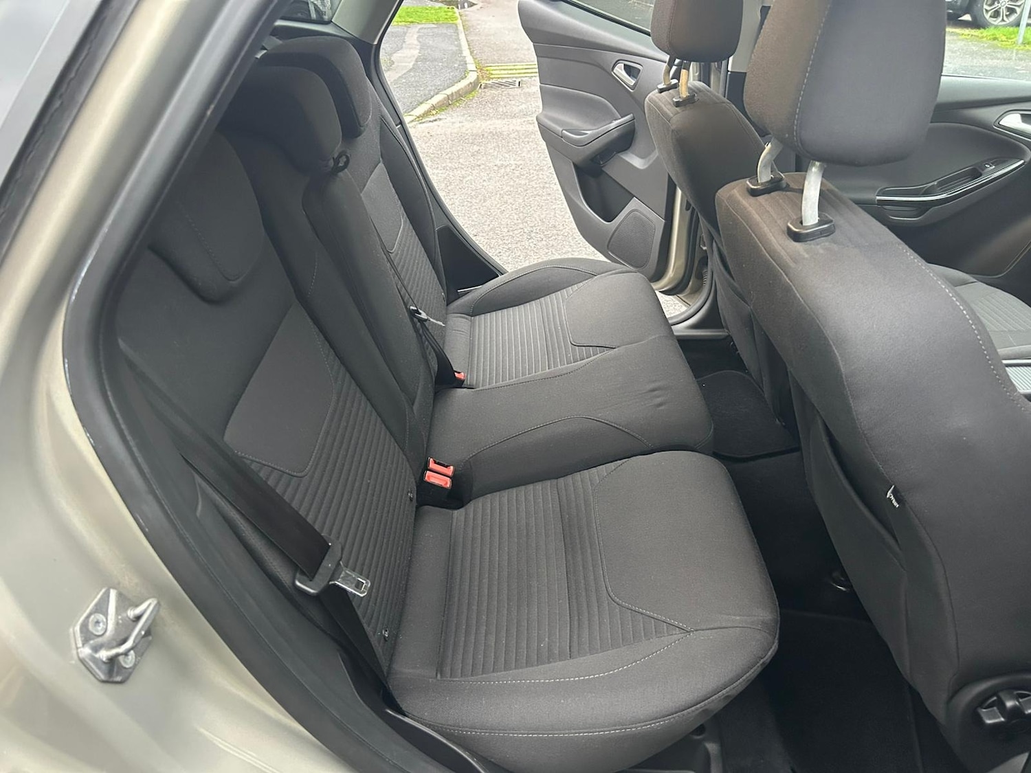 Used Ford Focus 2015 for sale - 76559603: Photo 9