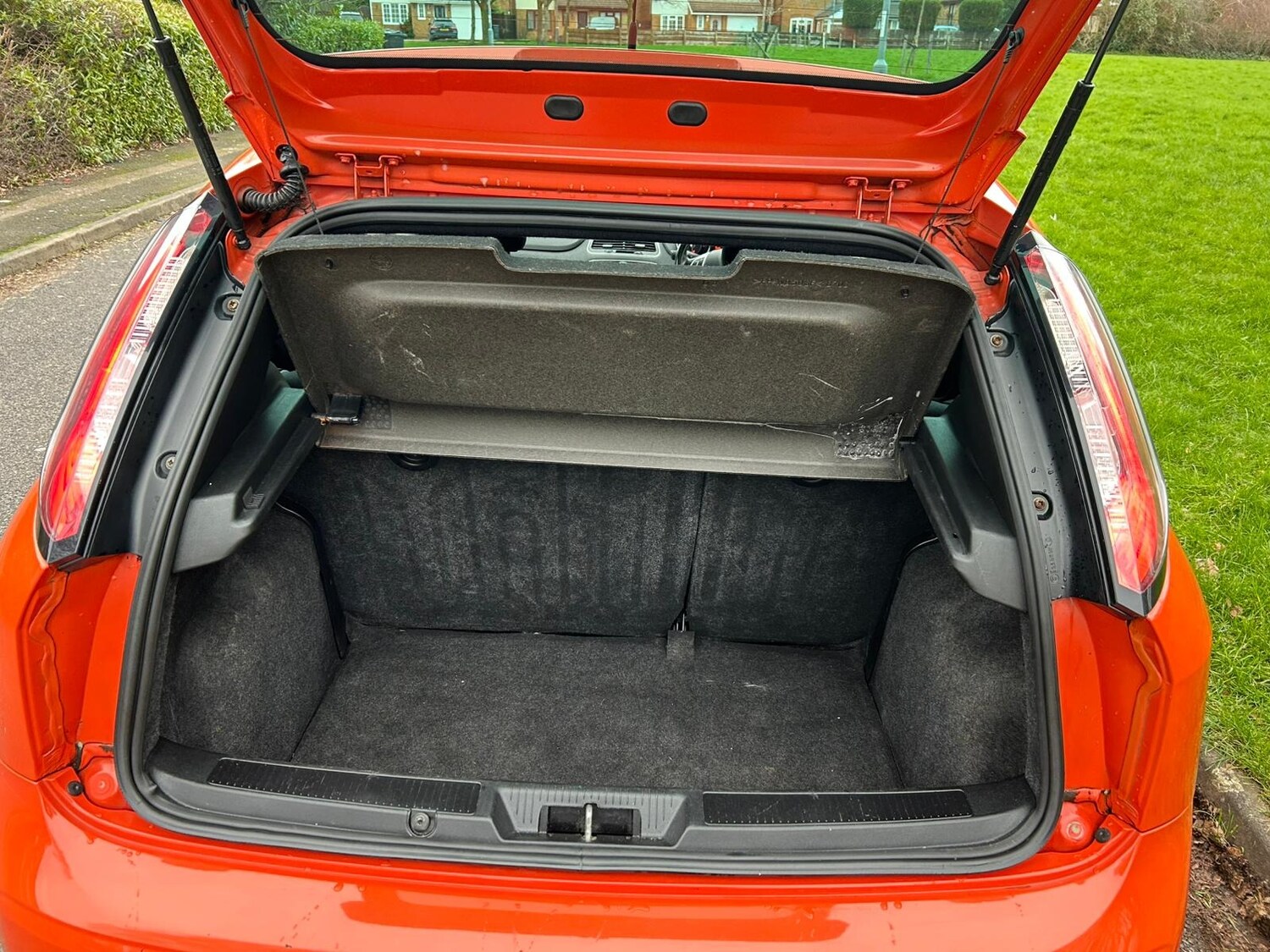 Used Fiat Punto 2014 for sale - 77595717: Photo 12