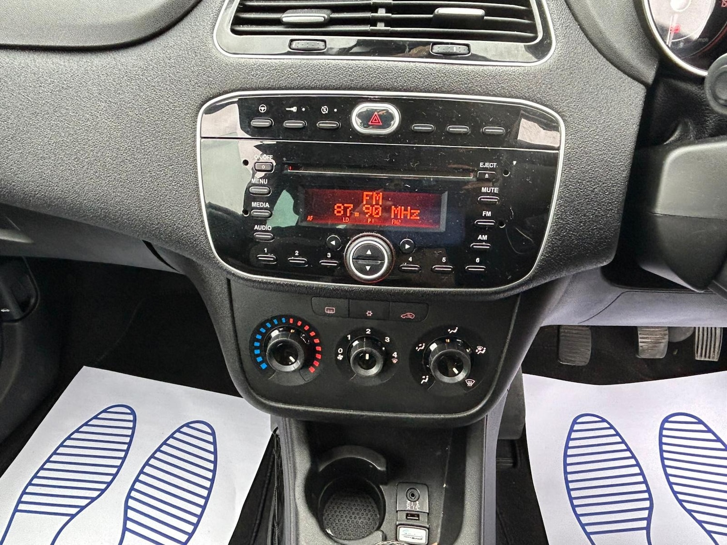 Used Fiat Punto 2014 for sale - 77595717: Photo 7