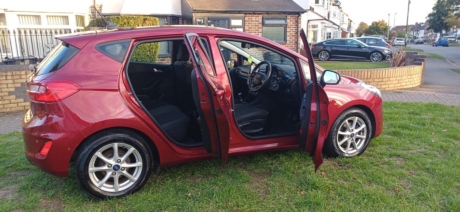 Used Ford Fiesta 2018 for sale - 76316497: Photo 15