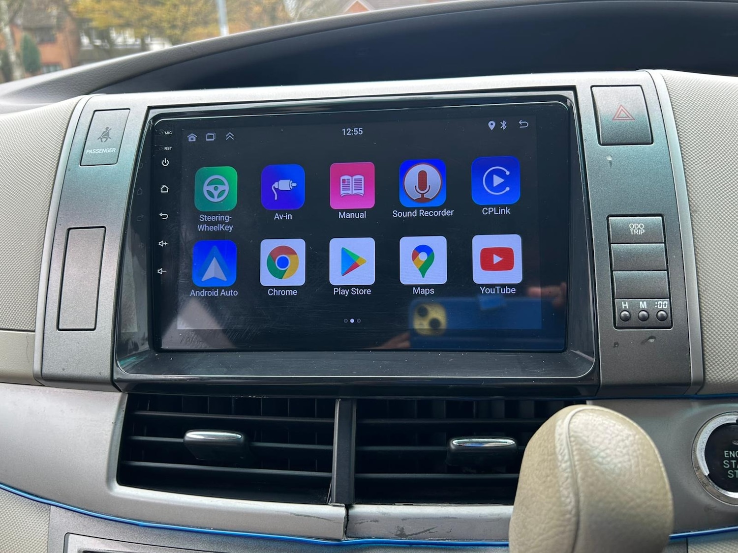 Used Toyota Estima 2020 for sale - 76741503: Photo 2