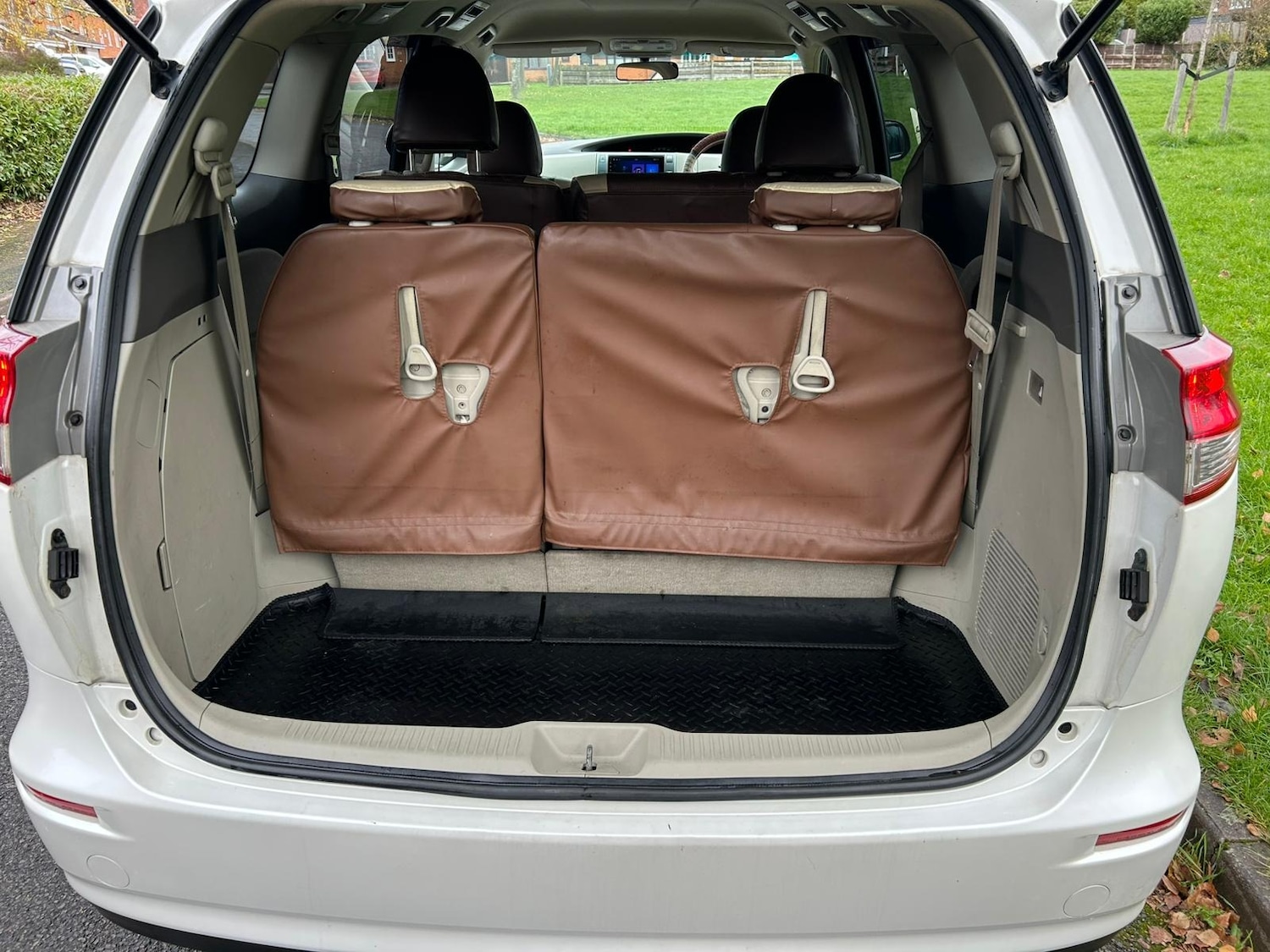 Used Toyota Estima 2020 for sale - 76741503: Photo 21