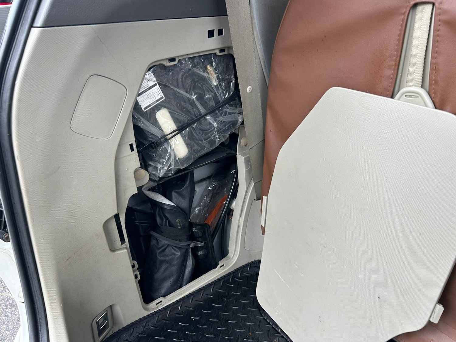 Used Toyota Estima 2020 for sale - 76741503: Photo 22