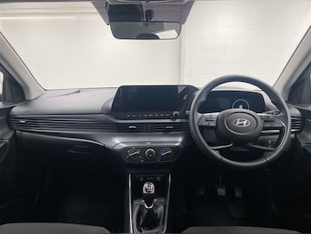 Used Hyundai i20 2024 for sale - 79238007: Photo