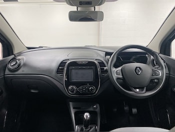 Used Renault Captur 2017 for sale - 79375535: Photo
