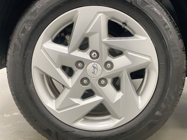 Used Hyundai KONA 2023 for sale - 77210534: Photo 17