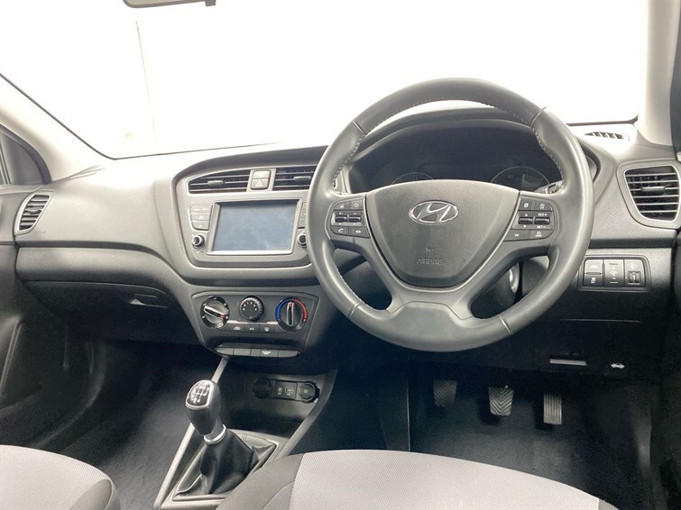 Used Hyundai i20 2020 for sale - 78172196: Photo 33