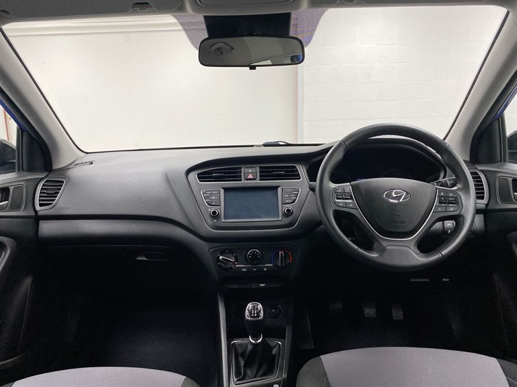 Used Hyundai i20 2020 for sale - 78172196: Photo 4