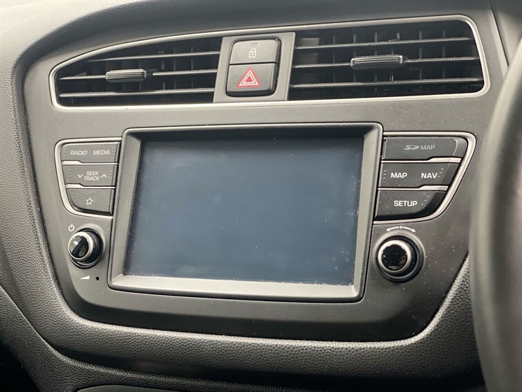 Used Hyundai i20 2020 for sale - 78172196: Photo 45