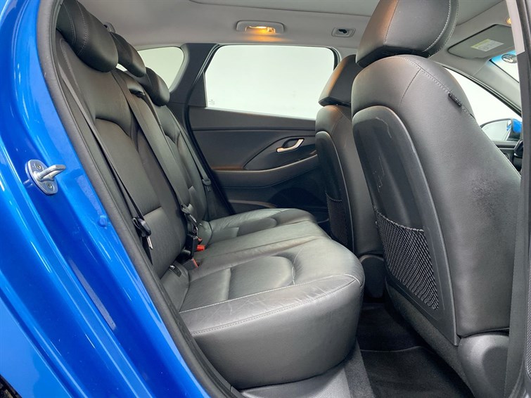 Used Hyundai i30 2018 for sale - 77210585: Photo 62