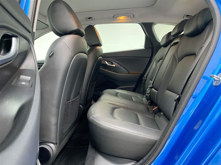 Used Hyundai i30 2018 for sale - 77210585: Photo 63