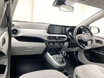 Used Hyundai i10 2022 for sale - 77770476: Photo