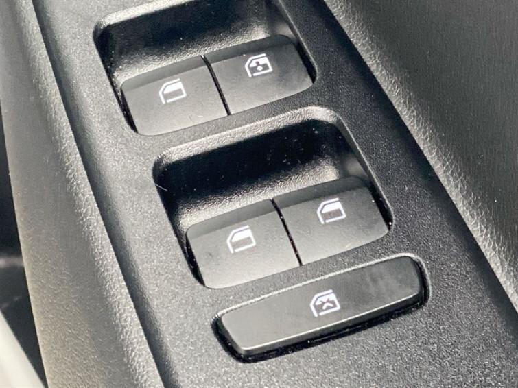 Used Hyundai i10 2022 for sale - 77770476: Photo 34