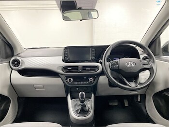 Used Hyundai i10 2022 for sale - 77770476: Photo