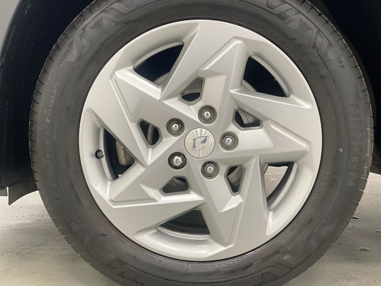 Used Hyundai KONA 2023 for sale - 78081404: Photo 9