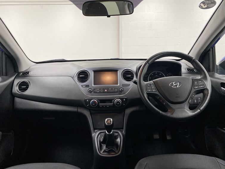 Used Hyundai i10 2019 for sale - 78206433: Photo 4