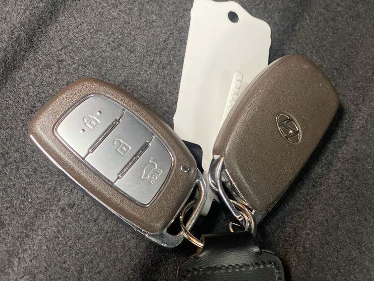 Used Hyundai i10 2019 for sale - 78206433: Photo 63