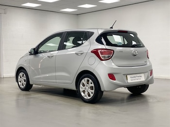 Used Hyundai i10 2014 for sale - 79338775: Photo