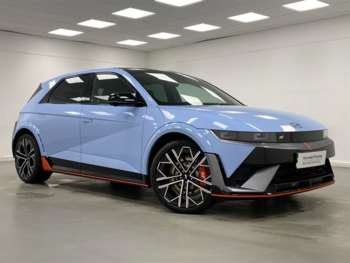 2024 - 478kW 84 kWh 5dr Auto