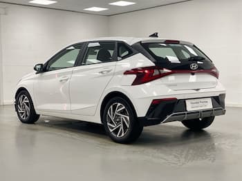 Used Hyundai i20 2024 for sale - 79578116: Photo