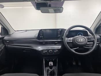 Used Hyundai i20 2024 for sale - 79578116: Photo