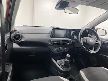 Used Hyundai i10 2022 for sale - 79485570: Photo
