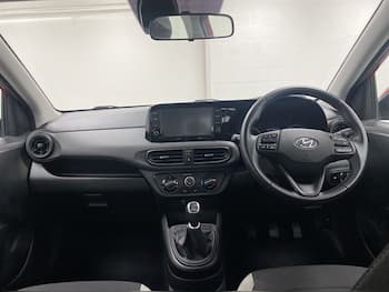 Used Hyundai i10 2022 for sale - 79485570: Photo