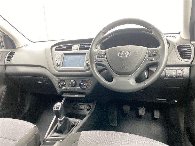 Used Hyundai i20 2020 for sale - 78081392: Photo 33