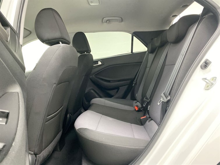 Used Hyundai i20 2020 for sale - 78081392: Photo 64