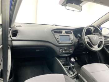 Used Hyundai i20 2019 for sale - 74889483: Photo