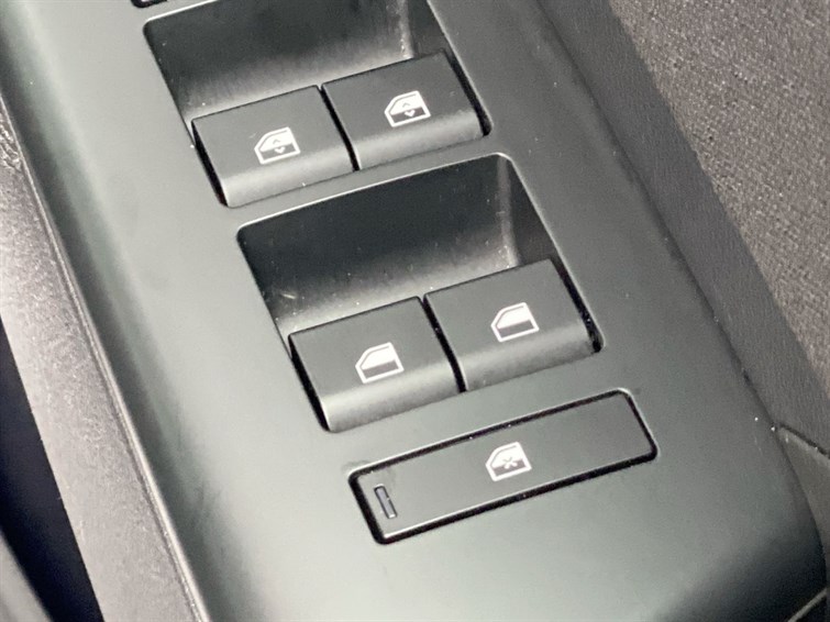 Used Hyundai KONA 2025 for sale - 77539341: Photo 34