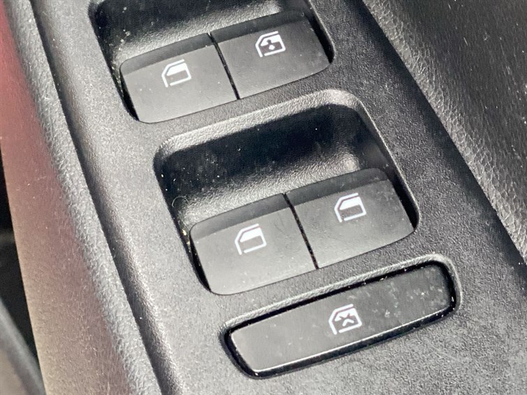 Used Hyundai i10 2022 for sale - 78081354: Photo 34