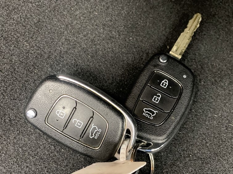 Used Hyundai i10 2022 for sale - 78081354: Photo 59