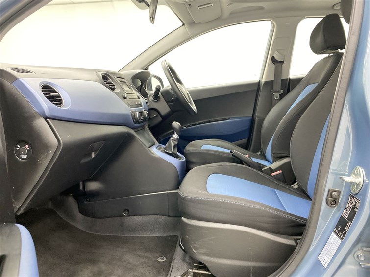 Used Hyundai i10 2016 for sale - 77613672: Photo 52