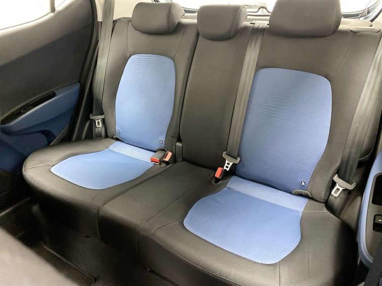 Used Hyundai i10 2016 for sale - 77613672: Photo 8