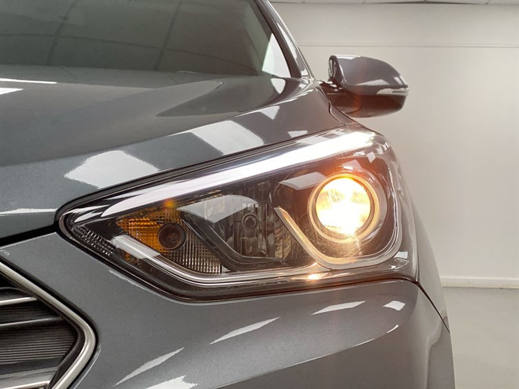 Used Hyundai Santa Fe 2018 for sale - 77910441: Photo 21