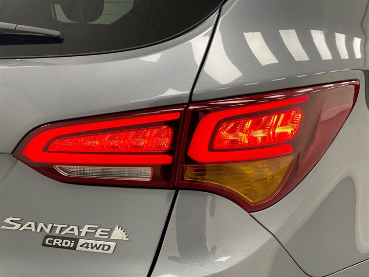 Used Hyundai Santa Fe 2018 for sale - 77910441: Photo 23