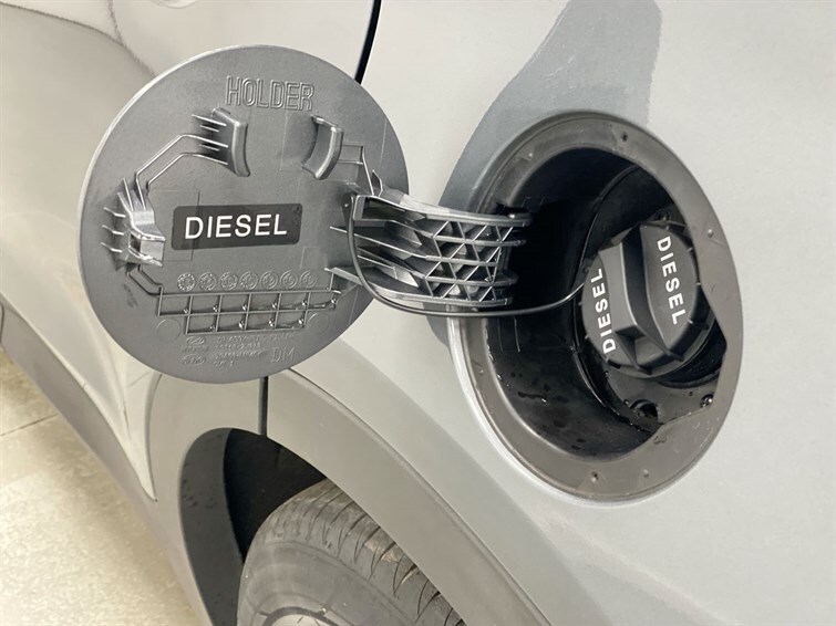 Used Hyundai Santa Fe 2018 for sale - 77910441: Photo 28