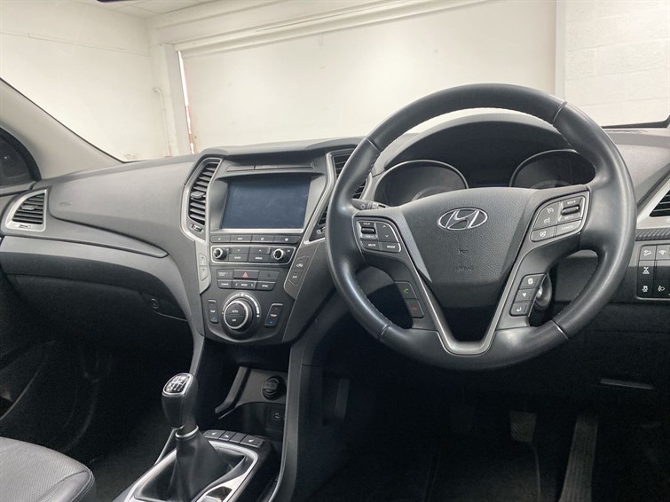 Used Hyundai Santa Fe 2018 for sale - 77910441: Photo 33