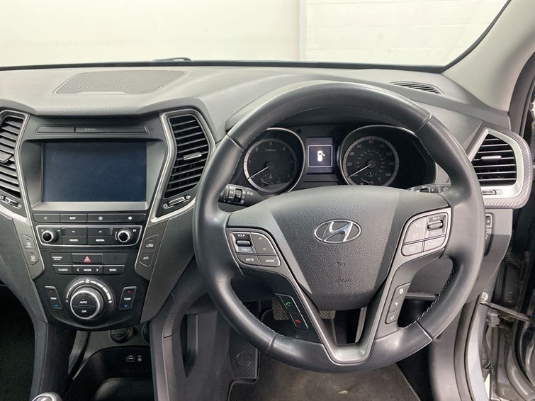 Used Hyundai Santa Fe 2018 for sale - 77910441: Photo 37