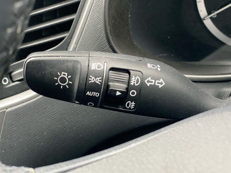 Used Hyundai Santa Fe 2018 for sale - 77910441: Photo 39