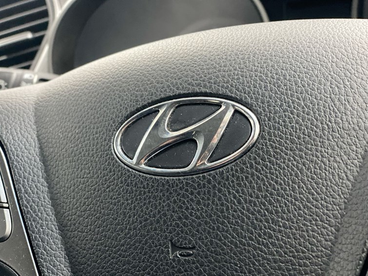 Used Hyundai Santa Fe 2018 for sale - 77910441: Photo 43