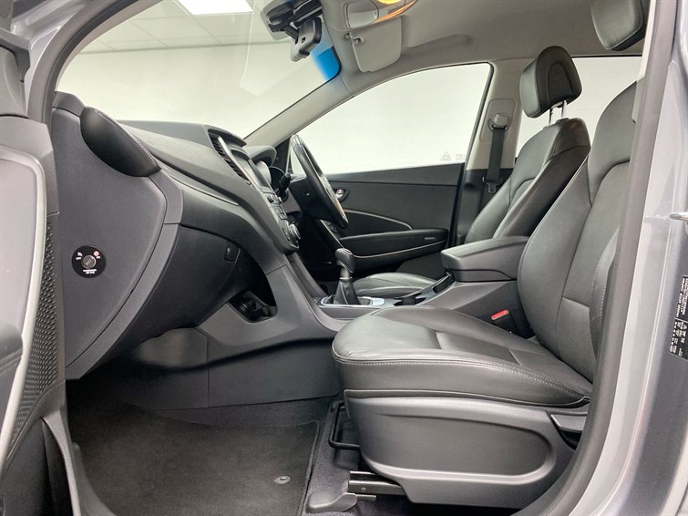 Used Hyundai Santa Fe 2018 for sale - 77910441: Photo 53